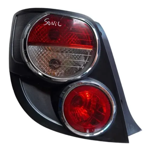 LANTERNA DO CHEVROLET SONIC