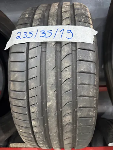 Pneus 235/35/19 marca continental semi novos