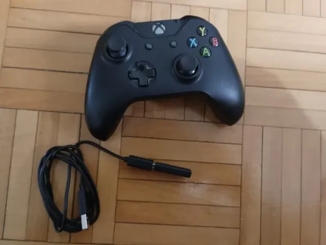 Controle XBOX One + Cabo Hub USB para conexão sem FIO no PC