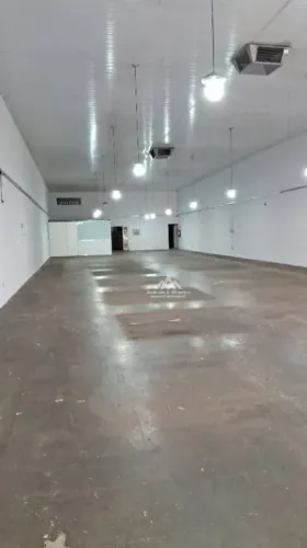 Salão para alugar, 516 m² por R$ 6.444,44/mês - Vila Jordao - Guariba/SP
