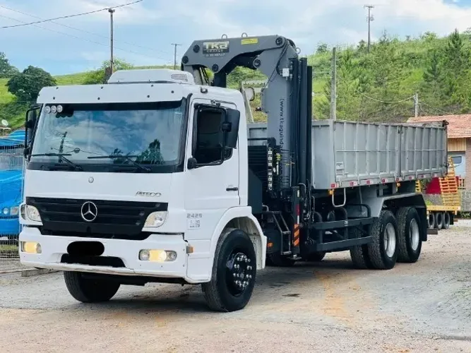 Mb Atego 2425 6x4 - 2012 caçamba munck 20T