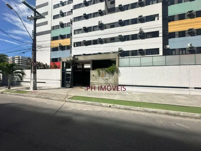 Apartamento com 2 quartos sendo 1 suíte no Golden Place - 68m²