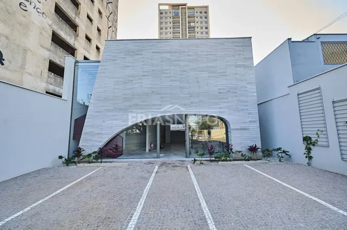 Imovél Comercial São Dimas 506m² , Salas com ponto de Agua .