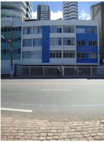 Alugo apartamento 3/4 mobiliado por temporada em Ondina