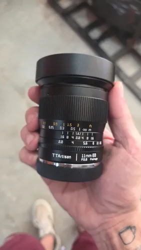 Lente Ttartisan 11mm Fishey Emount (sony) Manual