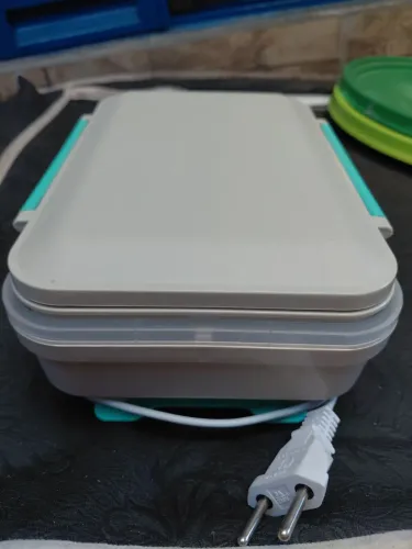 Vende-se, esse aparelho para esquentar seu almoço no trabalho, produto excelente, 