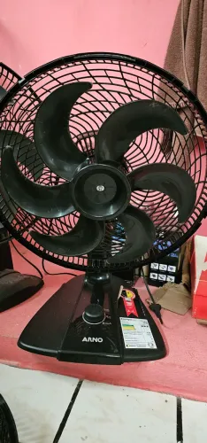 Ventilador para concertar ou aproveitar peças.