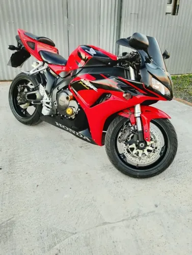 Honda CBR 1000 RR Fire Blade 2006