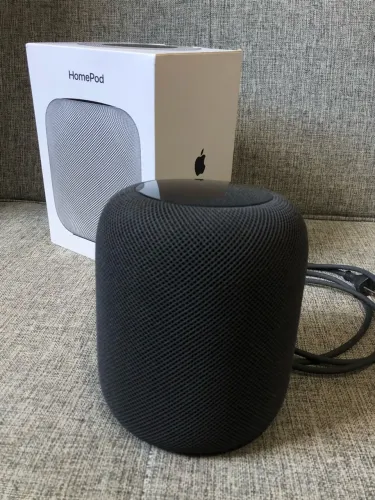 Apple HomePod Original - Som Premium + Siri + Casa Inteligente