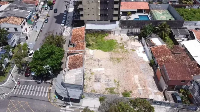 Terreno Comercial de 1.200m² para Venda ou Locação em Belém-PA, Bairro Umarizal: Oportunid