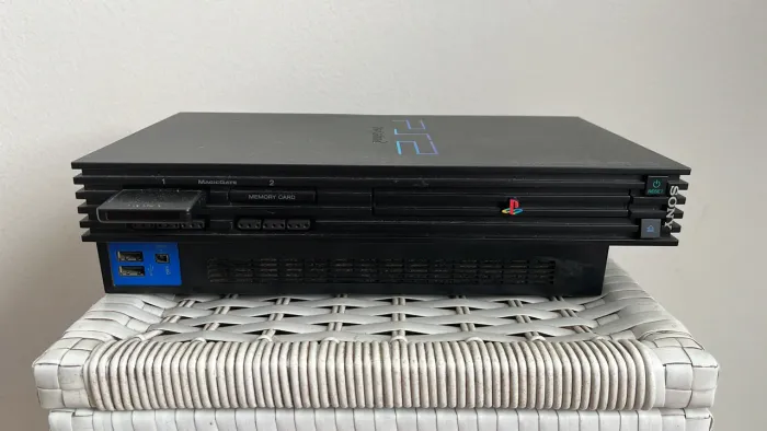 PlayStation 2 Com Dois Controles Originais E Entrada Hdmi