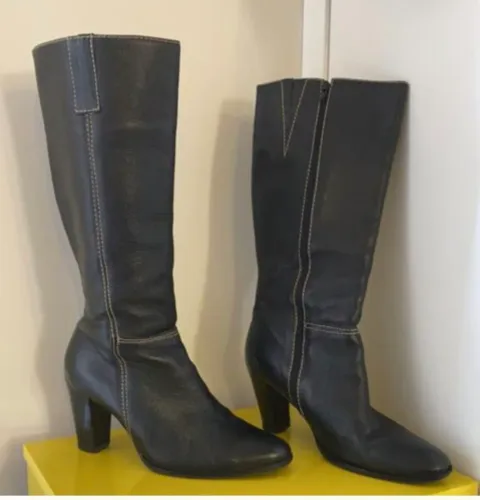 Bota Corello tam. 36 couro preta