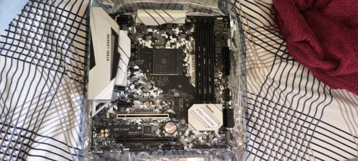 Asrock Placa-Mãe AM4 B450M Steel Legend