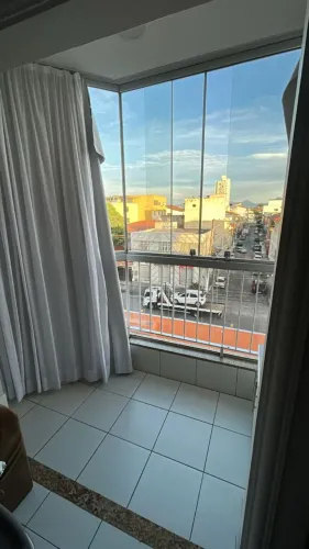 Apartamento Andorinhas I, 4º andar reformado 350 mil escrit. Gaivotas V.V