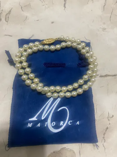 Colar de pérolas da marca MAIORCA