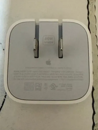 Carregador Adaptador Apple USB-C 40W (Original) - Importado 5ª Avenida NY