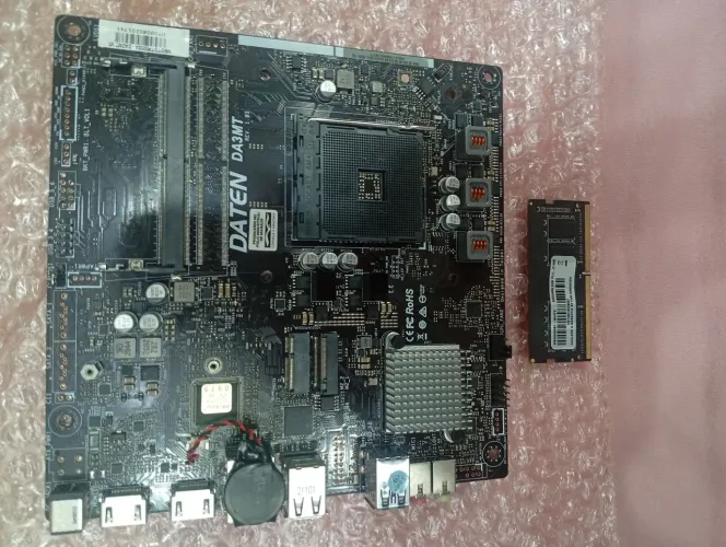 Placa mãe daten