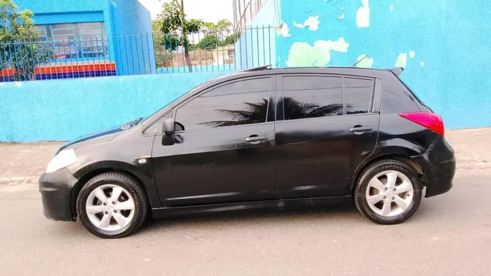 Nissan Tiida SL 1.8/1.8 Flex 16V Aut. 2012