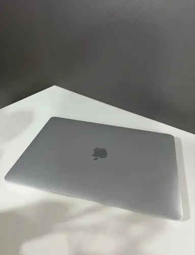 MacBook Air 2020