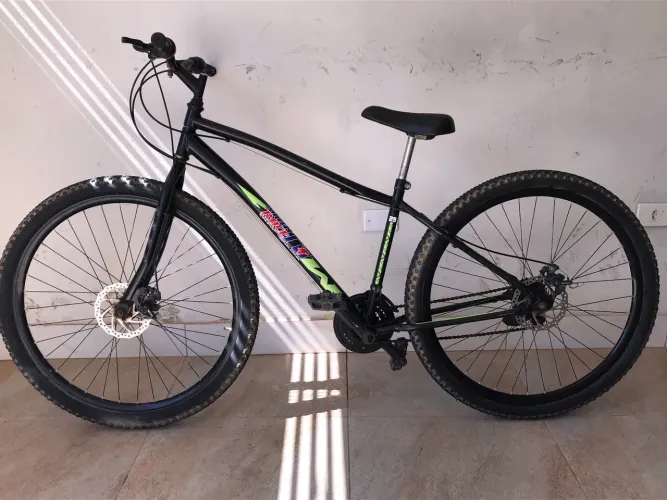 Bicicleta Axw aro 29