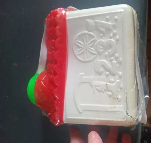 Lancheira anos 70 plástico com rachado
