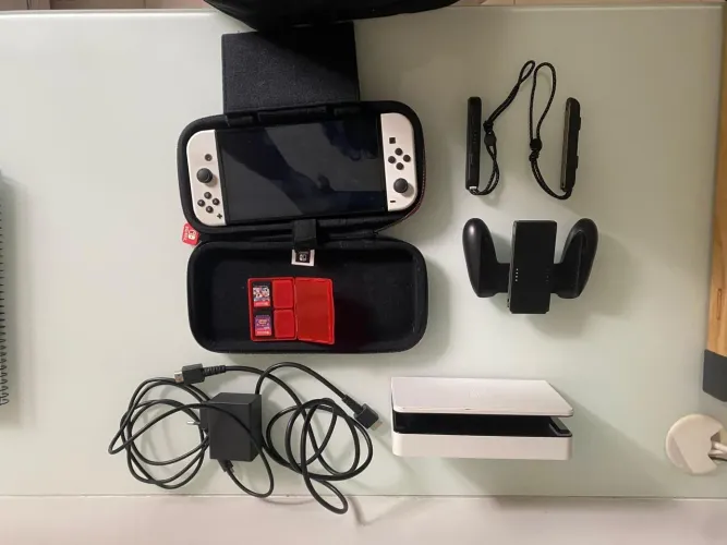 NITENDO SWITCH OLED PERFEITO ESTADO