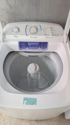 Máquina de lavar 16kg semi nova