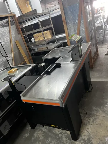 Caixa checkout semi novo 2 m 