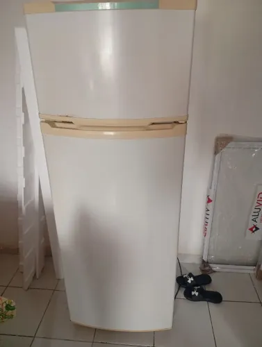 Geladeira Consul 337 L