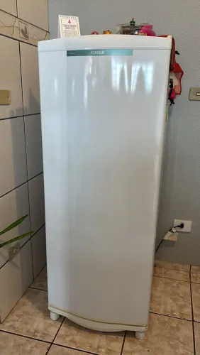 Geladeira Consul 261L