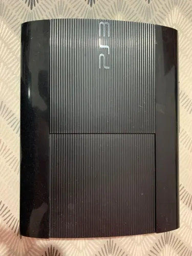 PS3 Super Slim, 500 GB desbloqueado