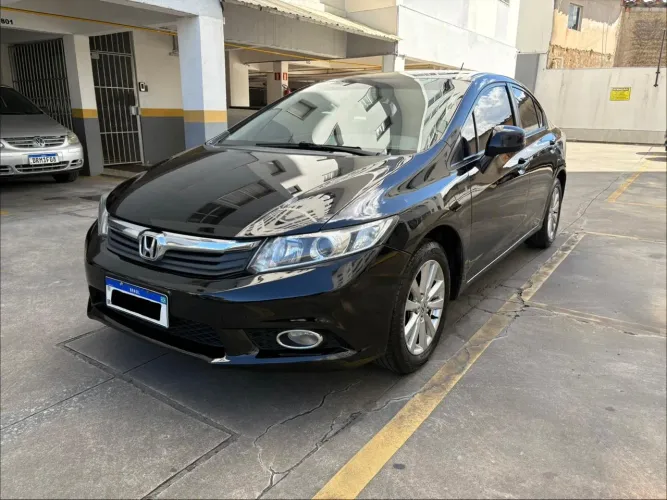 Honda Civic Sedan LXS 1.8/1.8 Flex 16V Aut. 4P 2014