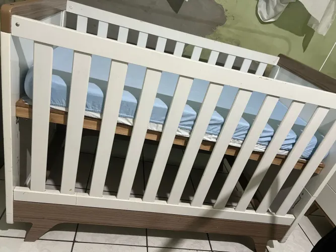 Berço americano c/ colchão novo