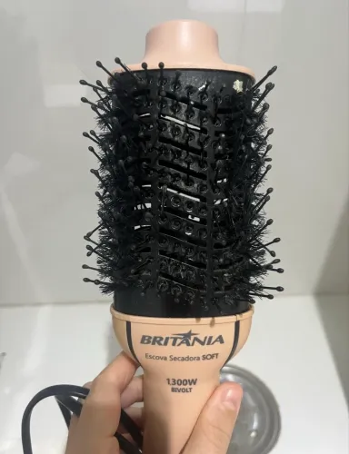 Escova Secadora Britânia Soft 4 em 1 BEC07R Bivolt