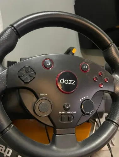 Volante gamer Dazz, leia o anúncio.