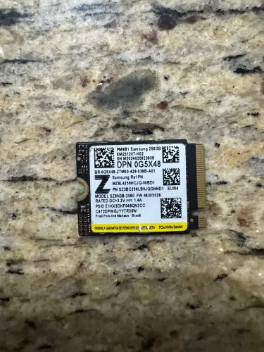 SSD M.2 NVMe Samsung PM981a 256GB Gen3