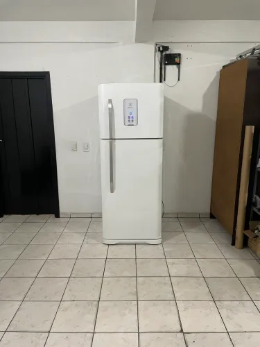 Geladeira Electrolux Frost Free 433 Litros