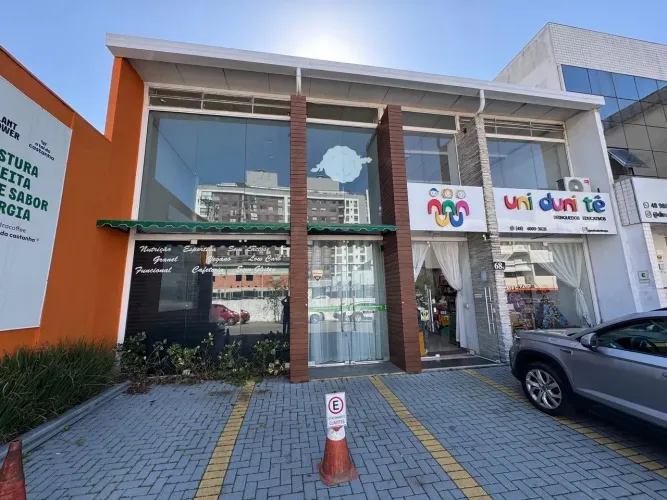 Ponto comercial/Loja/Box para aluguel possui 160 metros quadrados com 3 quartos