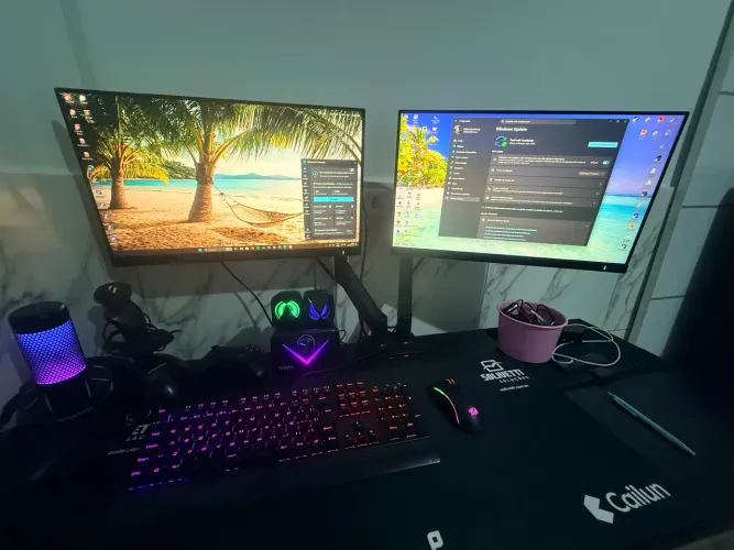 PC Gamer Intel Core i5 14ª, 32GB DDr5 XPG, RTX 3060 12GB, 2x monitores Philips 24 180Hz