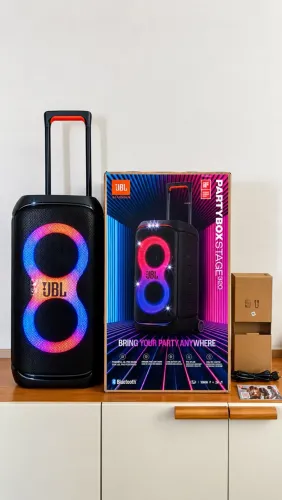JBL PartyBox Stage 320 - Nova e Completa com todos acessórios.