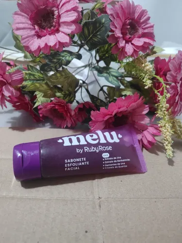 Sabonete Esfoliante Facial Melu by Ruby Rose