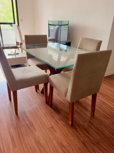 Mesa de jantar 4 lugares