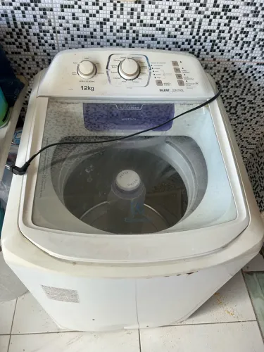 Máquina de lavar Electrolux 12kg