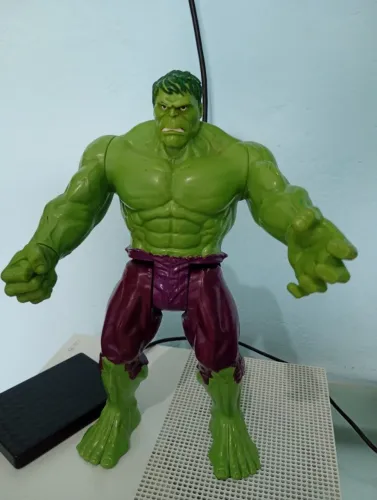 Hulk 30 cm
