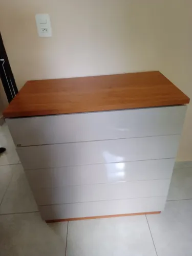 Cômoda 5 gavetas