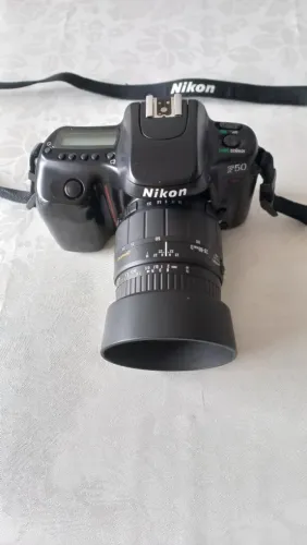 Vendo máquina fotográfica Nikon analógica