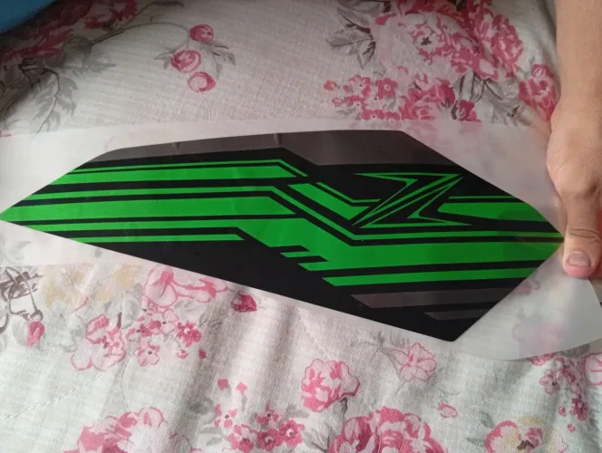 Vendo kit adesivos z400 150 reais