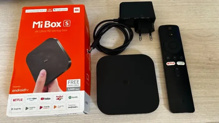 Xiaomi Mi Box S MDZ-22-AB 1ª geração 4K 8GB Preto 2GB RAM com Comando de Voz