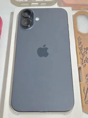 iPhone 16 plus 128GB (excelente)