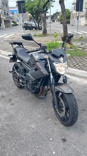 Yamaha XJ6 N 2016